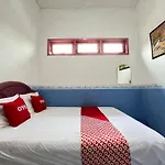 Oyo 93629 Villa Cemara Syariah