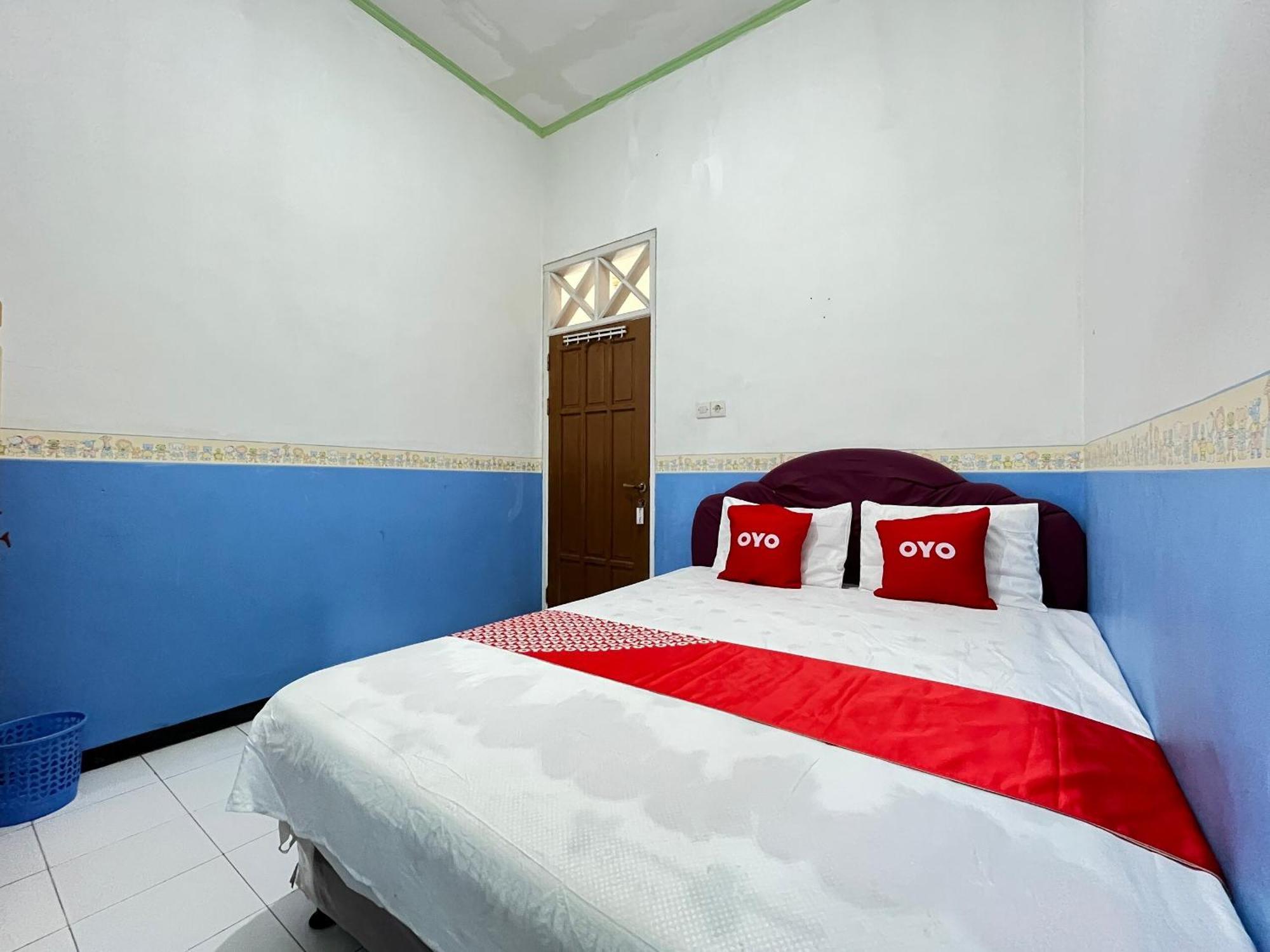 Hotel Oyo 93629 Cemara Syariah 2*